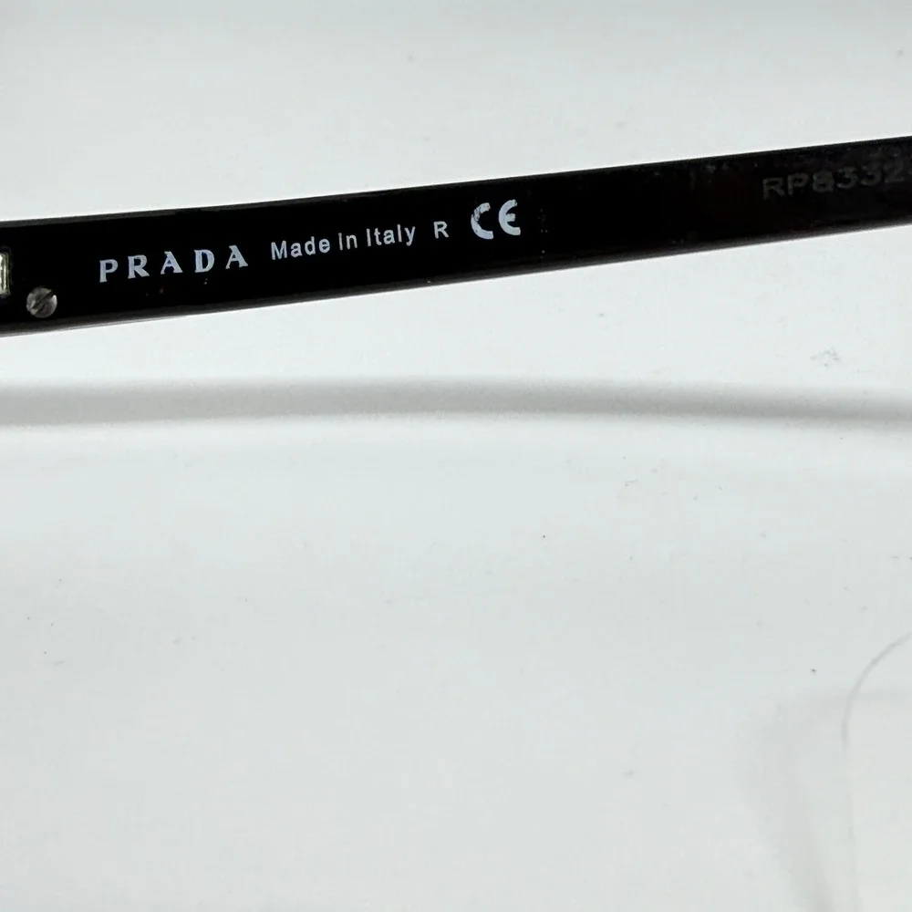 Prada ***please read***